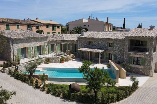 Luxury Real Estate Villa with Pool in Es Capdella, Mallorca. LAUI Luxury International Properties.